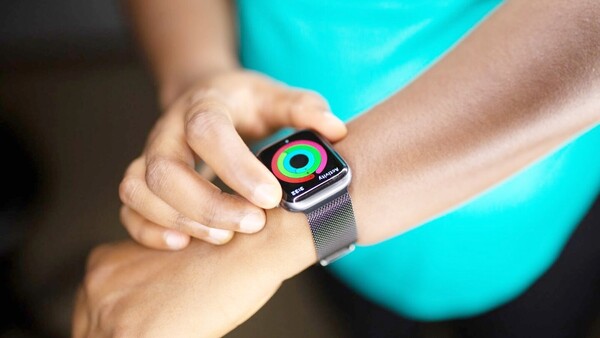 Relojes inteligentes pueden ayudar a diagnosticar enfermedad de Parkinson