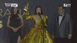 [VIDEO] ¿Le hicieron ñemosê a Laurys Dyva del escenario de los Paraná?