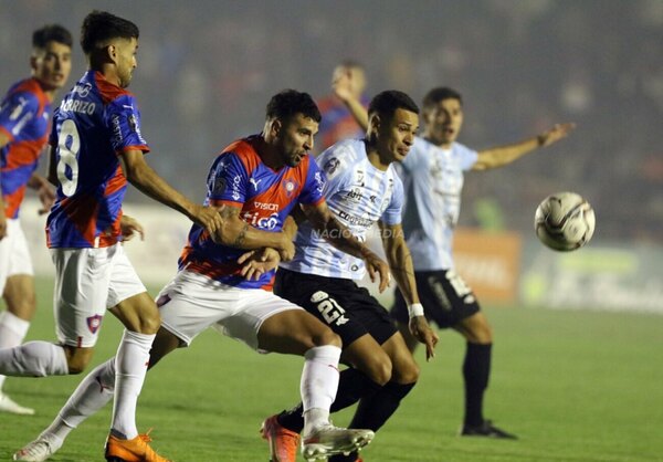 Versus / Cerro Porteño y la misión de comenzar con buen pie