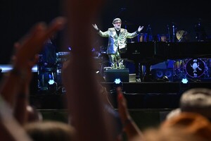 Elton John brindó su último concierto - C9N