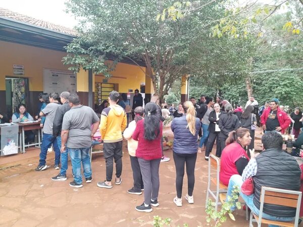 Cambyretá: realizan internas en simultáneo para elegir a candidatos de las próximas elecciones municipales complementarias - Política - ABC Color