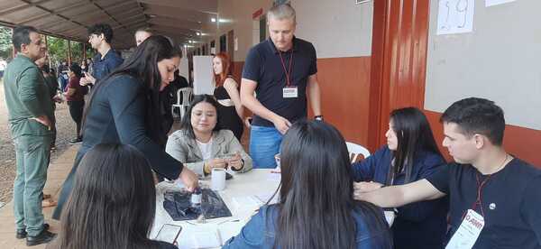 Mucha concurrencia en elecciones internas extraordinaria de Santa Rita - La Clave