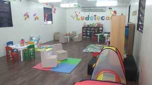 Areguá: MINNA habilitó ludoteca para niños en Plaza de los Héroes