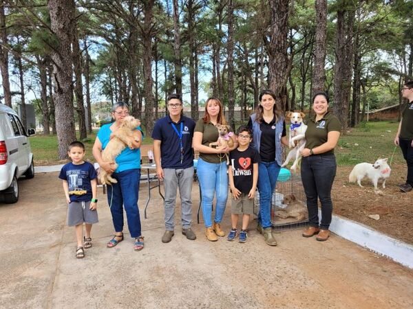 Jornada de desparasitación y vacunación concluye con más de 380 mascotas asistidas