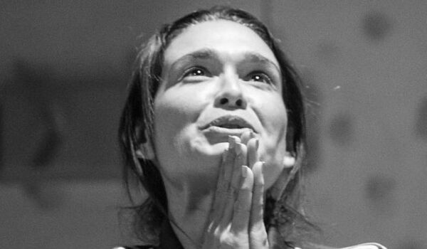 Diario HOY | Ya llegan a Paraguay "Las Cosas Maravillosas" con Lali González