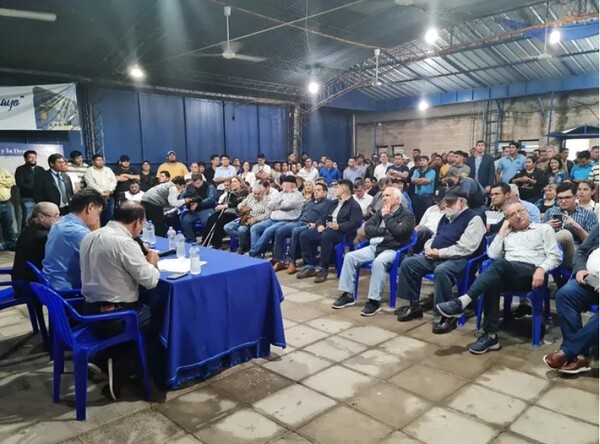 PLRA cumple 136 años, dividido por “influencia” de ANR y derrota electoral