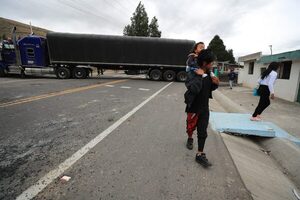 El gremio de transporte de la Amazonía de Ecuador levanta una huelga por mejores vías - MarketData