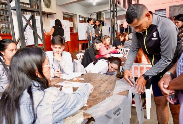 Diario HOY | Concluyen internas en 13 ciudades y candidatos se preparan para las municipales