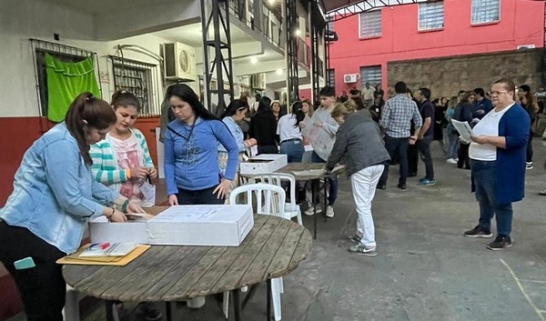 Concluyen elecciones internas y candidatos se preparan para comicios de septiembre