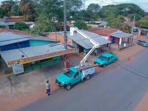 Pese a campañas y cortes, morosidad de clientes de ANDE apenas disminuye - Economía - ABC Color