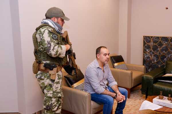Diario HOY | Pavo Real: allanan casa de una fiscal y detienen a su esposo