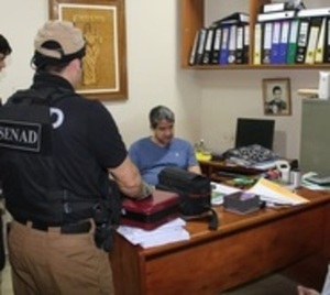 Arrestan a abogado en Asunción en procecusión de operativo "Pavo Real" - Paraguay.com