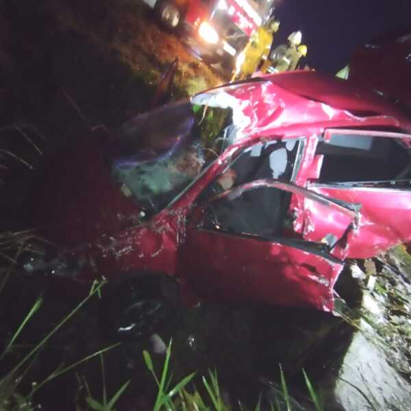 Vuelco de automóvil en Tomas R. Pereira deja dos mujeres fallecidas