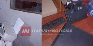 VIOLENTO INTENTÓ GOLPEAR A SU MUJER Y A UN POLICÍA EN PLENA COMISARÍA - Itapúa Noticias