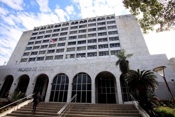 Convocan a evaluación de conocimientos para cargos en Capital