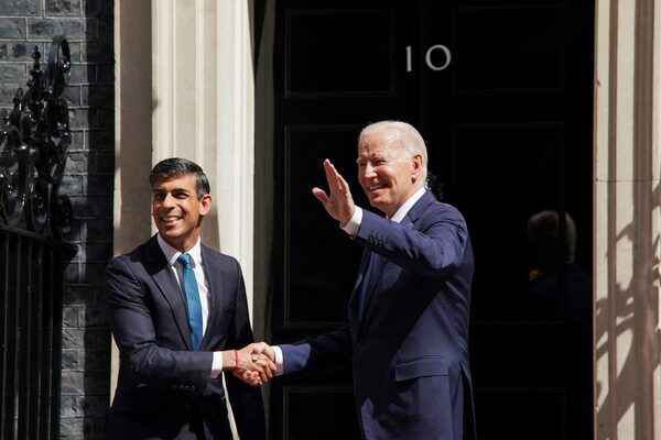 Biden llegó a Londres, escala antes de la cumbre de la OTAN - .::Agencia IP::.