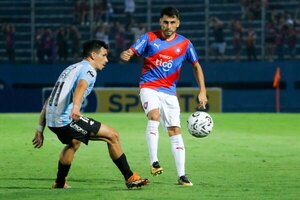 Versus / Federico Carrizo: "Levantar cabeza y vamos a salir campeones"
