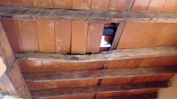 A través de bingo y San Juan, padres construyen muralla en escuela del km 12 - La Clave