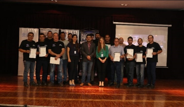 INTN evalúa y certifica a 12 técnicos en manejo de sustancias refrigerantes