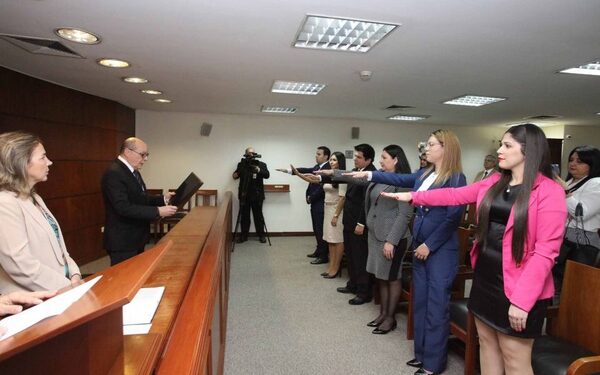 Juran seis actuarios judiciales para Alto Paraná
