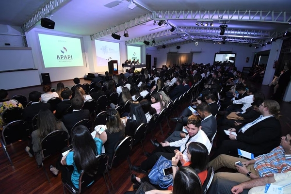 Invitan a conversatorio sobre la incidencia de la propiedad intelectual en las inversiones - Revista PLUS
