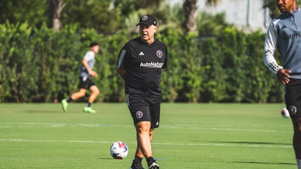 Tata Martino dirige su primer entrenamiento con el Inter Miami