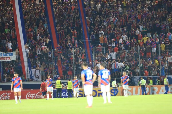 Los cinco jugadores marginados en Cerro Porteño - Radio Imperio
