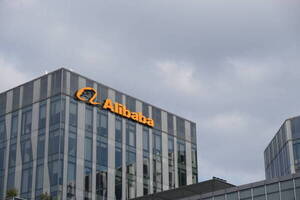 Luz al final del t煤nel: Alibaba se dispara un 5,5% en la bolsa despu茅s de que Pekin anunciase una multa a su 'fintech' Ant Group - Revista PLUS