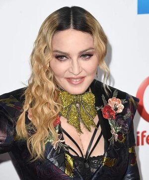 Madonna dice estar recuperándose y agradece el cariño de sus fans - Música - ABC Color