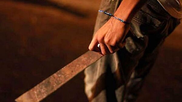 Confuso caso en Lambaré: Mujer habría intentado agredir a su hija con un machete
