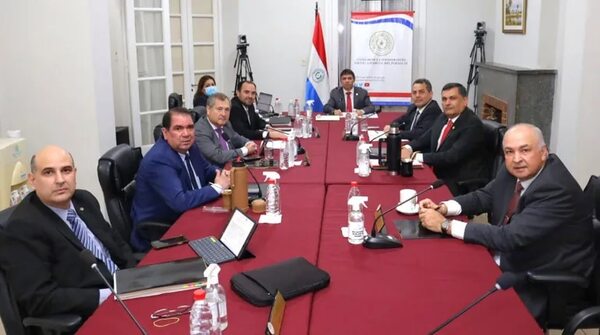 Congresistas asumen sus escaños en el Consejo de la Magistratura - Nacionales - ABC Color
