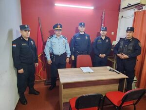 Disponen cambios de jefes policiales en comisarías de Alto Paraná - ABC en el Este - ABC Color