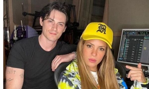 Quién es el guapo hombre con el que Shakira posó desde Londres y no es Lewis Hamilton: desató envidia