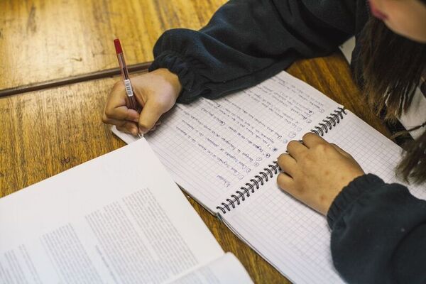 Diario HOY | No dar tareas de vacaciones de invierno, la recomendación del MEC