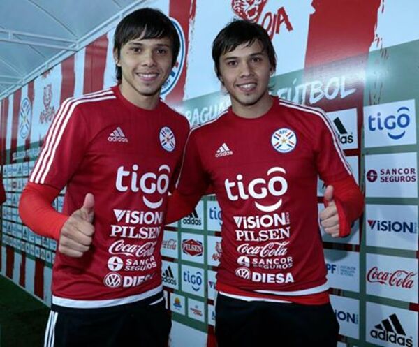 ¿Los “mellis” y Junior Alonso para calmar las aguas azulgranas?