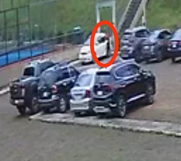 Ladrón hurta un vehículo del estacionamiento del Club Steibi – Diario TNPRESS
