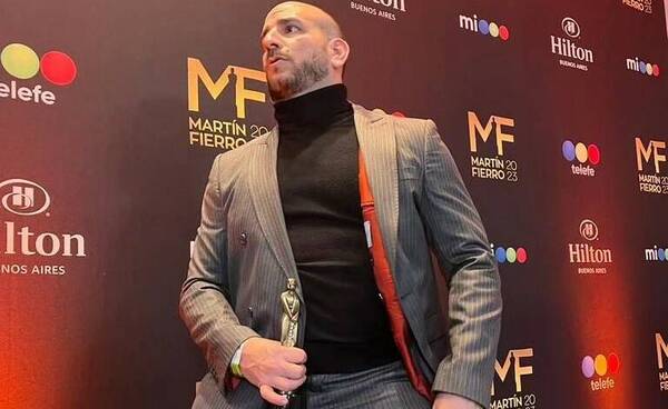 [VIDEO] ¡El actor paraguayo Nico García ganó un Martín Fierro!