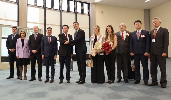 Santiago Peña reafirma su compromiso con Taiwán en su visita como presidente electo - ADN Digital