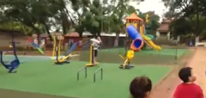 Las plazas y parques esperan a los niños - C9N