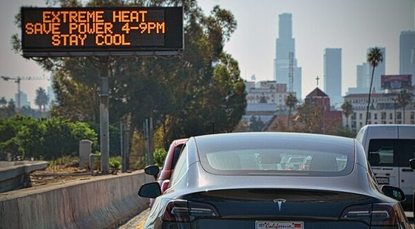 Ola de calor pone en alerta al suroeste de Estados Unidos - Oasis FM 94.3