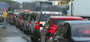 Horas de fila para el cruce por Puerto Falcón - SNT