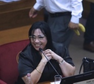 Yami Nal acusa a Payo de agresivo y "satélite" - Paraguay.com