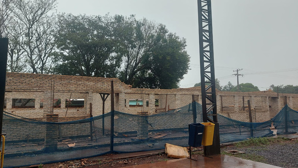Lenta reparación de aulas en Hernandarias - La Clave