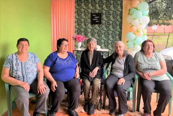 Mujer cumplió 101 años y reveló el secreto para tener una larga vida (y te va a gustar) - Nacionales - ABC Color