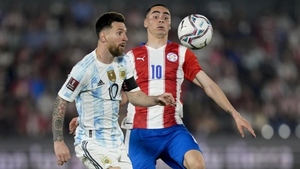 Dos paraguayos jugarían con Messi - C9N