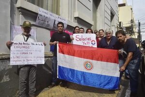 Copaco no tiene ni para combustible, pero contrata al hijo del gerente de logística - Economía - ABC Color
