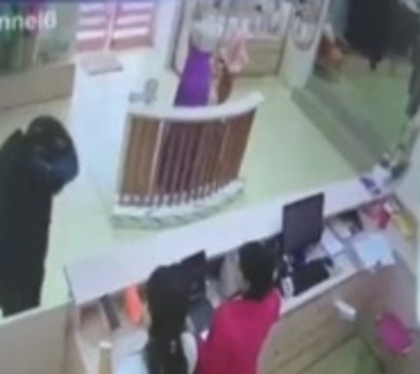 Asalto a boutique en Ciudad del Este - Paraguay.com