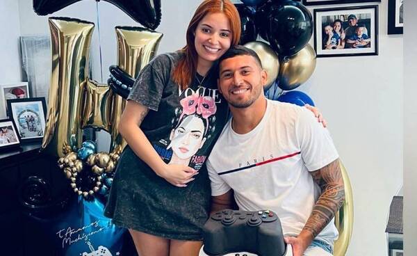El romántico cumple del defensor al que extrañan los cerristas