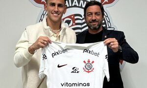 Pelotero paraguayo, Matías Rojas, presentado en el Corinthians