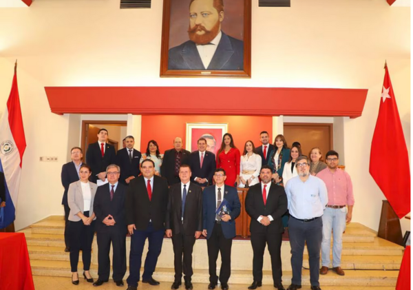 ¡Nueva oportunidad para estudiar! La ANR lanzará 300 becas en alianza con universidades privadas
